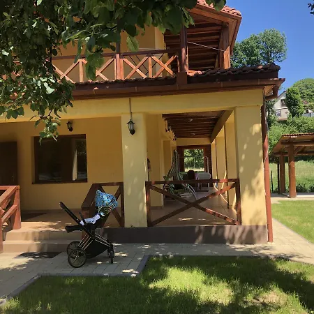 House By The River Casa vacanze Polyana (Transcarpathia)